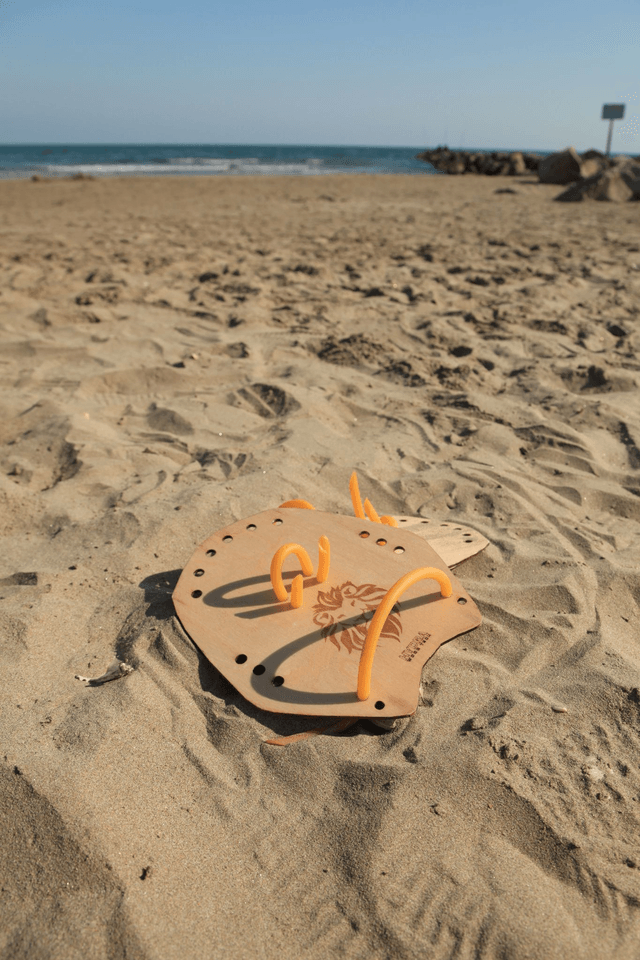 Plaquettes de natation en bois